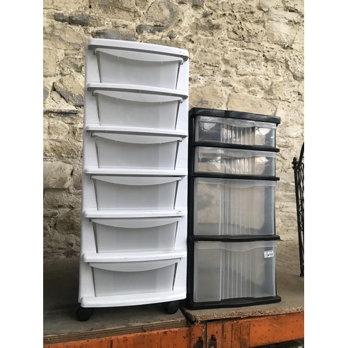 416 - 2 Plastic storage drawers