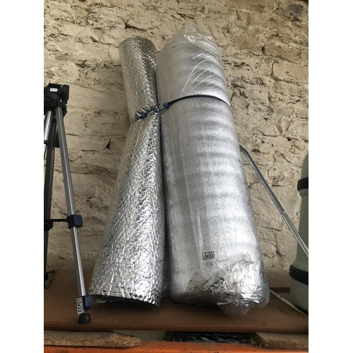 433 - 2 Rolls of insulation