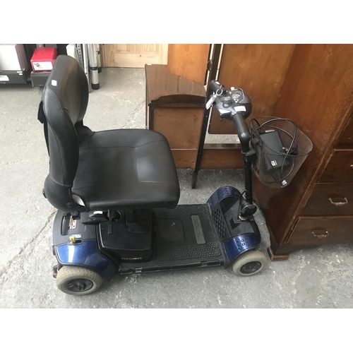 268 - Mobility scooter (working with key and charger)