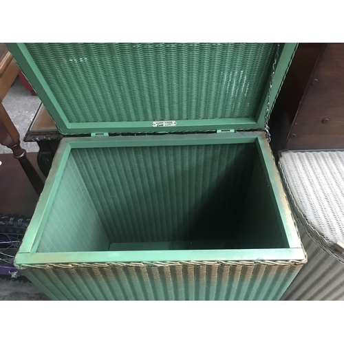 280 - Lloyd Loom box