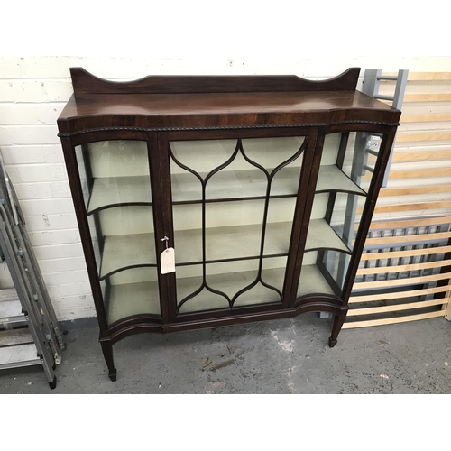 279 - Gloss display cabinet