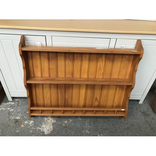 371 - Pine shelf unit