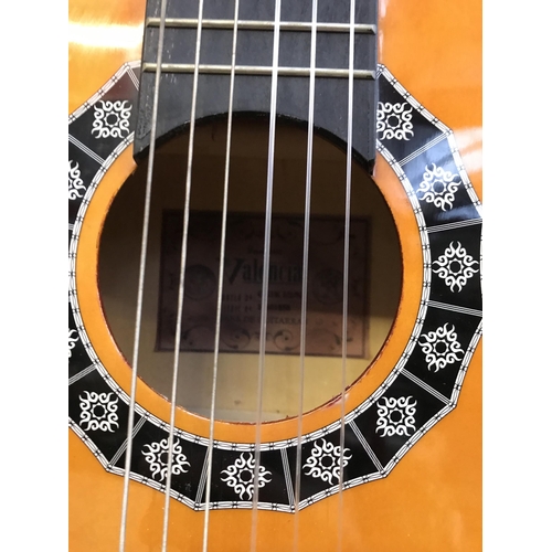 437 - Small acoustic guitar