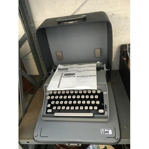 46 - Portable Remington 'Travel-Riter' typewriter