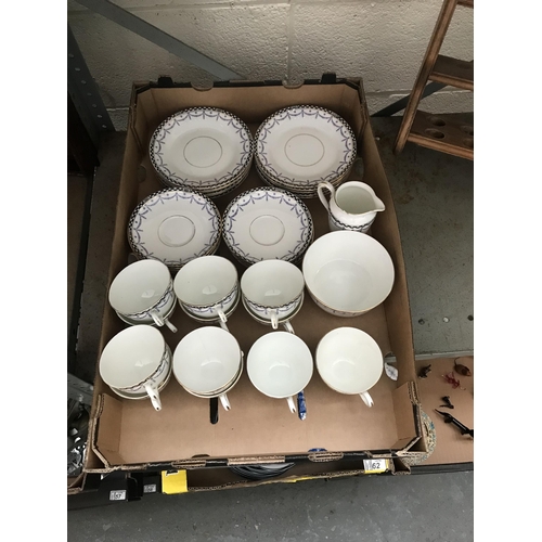 60 - Box containing Tuscan tea set