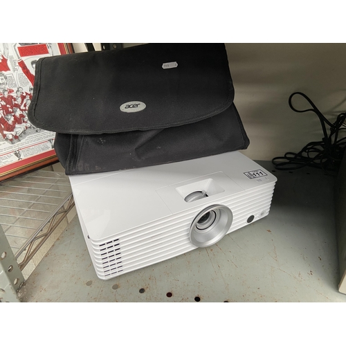 111 - Acer projector