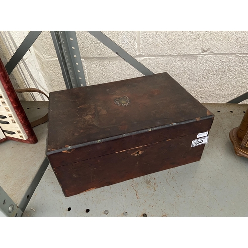 50 - Vintage sewing box