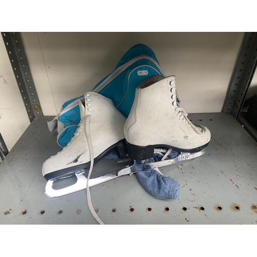 120 - Pair of ice skates