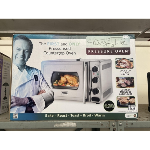 128 - Boxed pressure oven