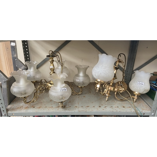 206 - 2 Triple ceiling light fittings