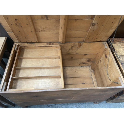 288 - Pine box