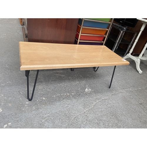 305 - Hair pin leg coffee table