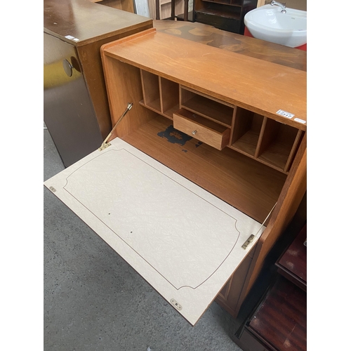 317 - 70's Drop leaf bureau