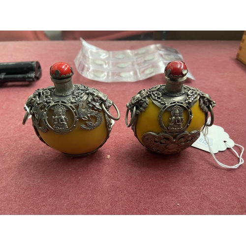 518 - Pair of Chinese perfume/ snuff bottles