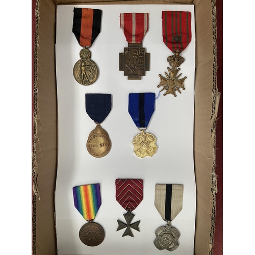 524 - Quantity of WW1 medals including a Deportees Cross, Victory Medal and Belgian Cross