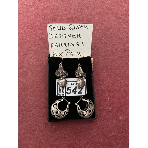 542 - 2 Pair of ornate silver earrings (12g)