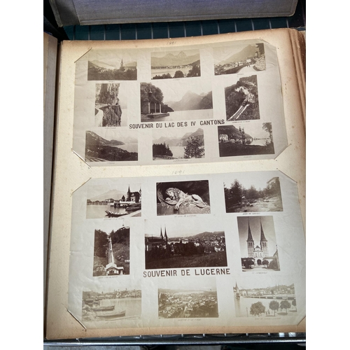 485 - 2 Vintage photo albums