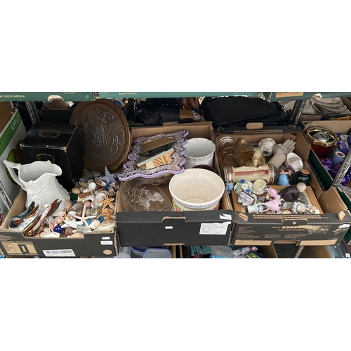 101 - 3 Boxes containing a mirror, glass and seashells