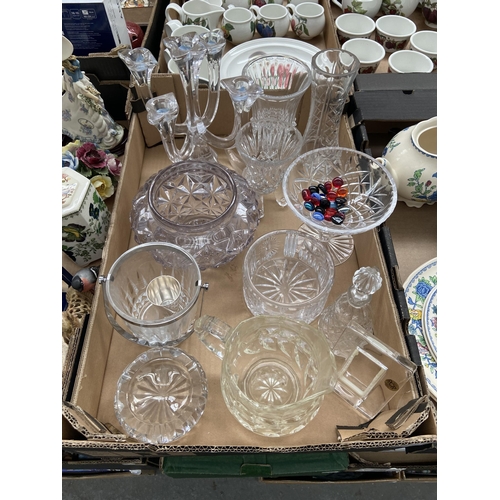 109 - Box containing decorative glass