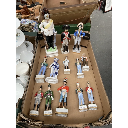 90 - Box containing soldier figurines