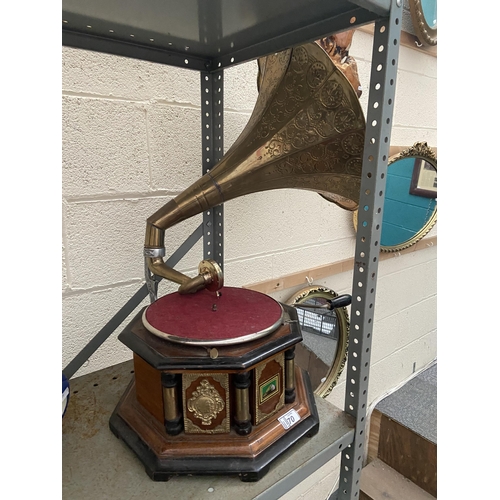 70 - HMV gramophone