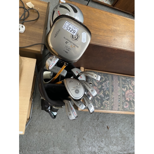 329 - Set of golf clubs