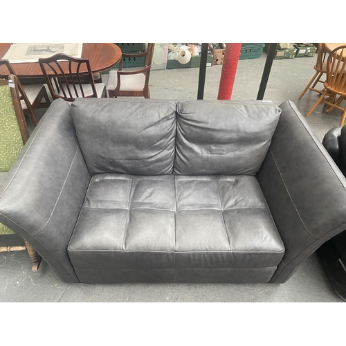 495 - 2 Seater sofa