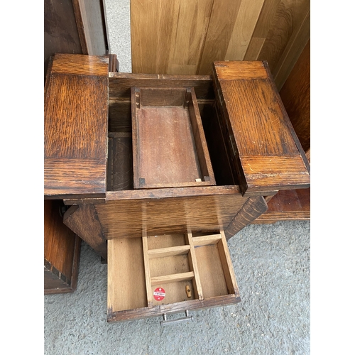 322 - Oak sewing box