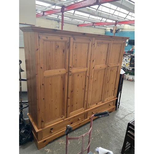 481 - Pine 4 door wardrobe