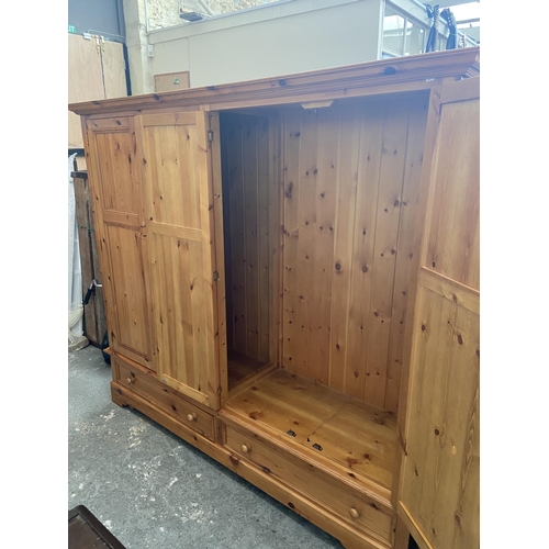 481 - Pine 4 door wardrobe