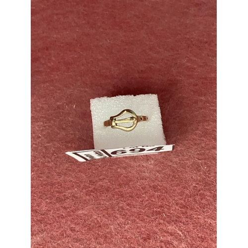 694 - Small 9ct gold belt buckle ring