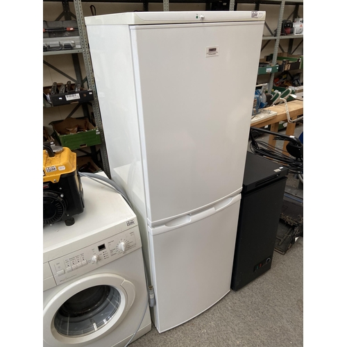 300 - Zanussi fridge freezer