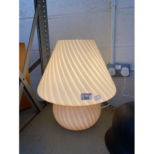 60 - Pink glass 'mushroom' lamp (39cm tall)