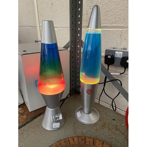 69 - 2 Lava lamps