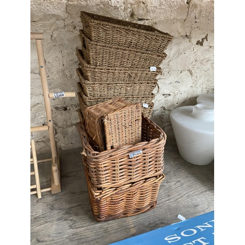 367 - 11 Baskets