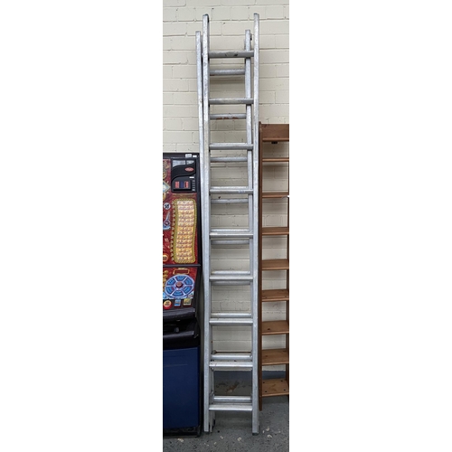 296 - Alloy extension ladders