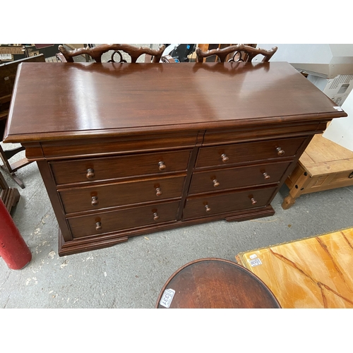 313 - 8 Drawer mahogany chest of drawers