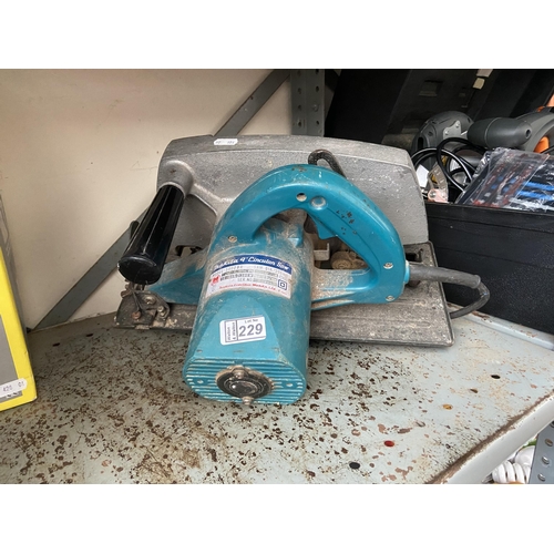 229 - Makita circular saw