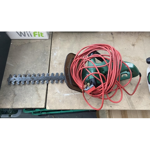 459A - Electric hedge trimmer