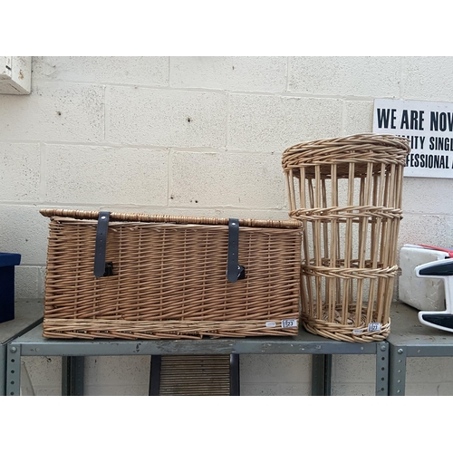 23 - Wicker laundry basket and picnic basket