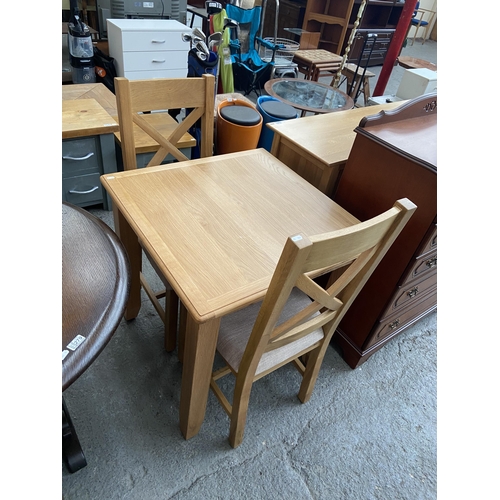 280 - Oak breakfast table and 2 chairs