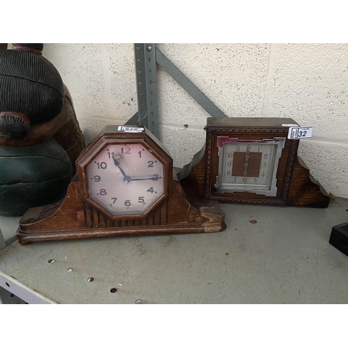 32 - 2 Art Deco mantle clocks A/F