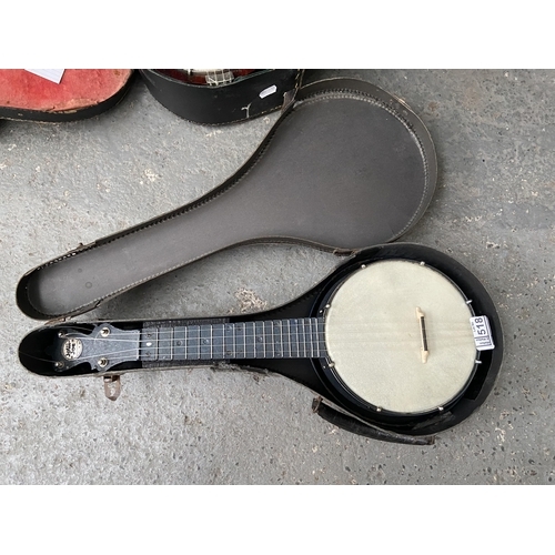 518 - Ukulele with case