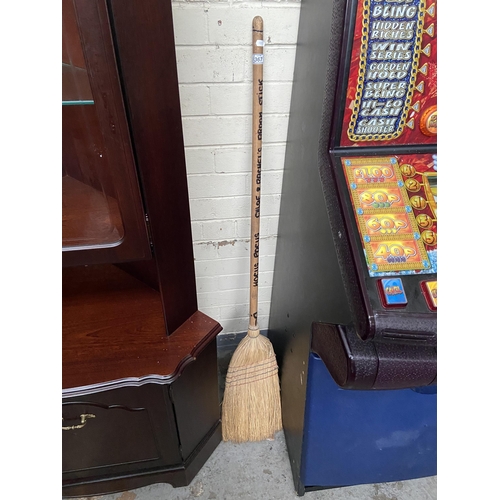 367 - Vintage broom