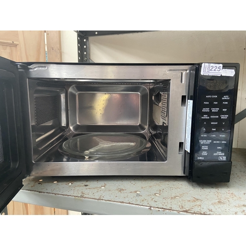 225 - Sharp microwave