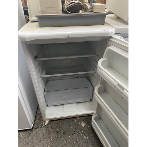 273 - Built-under fridge