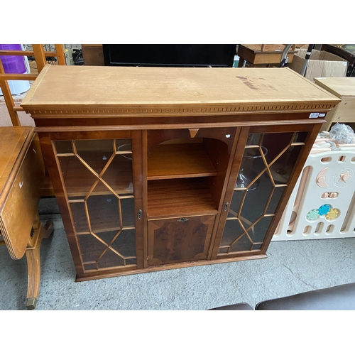 Glazed dresser top