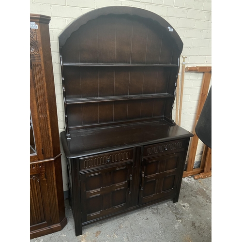 386 - Welsh dresser