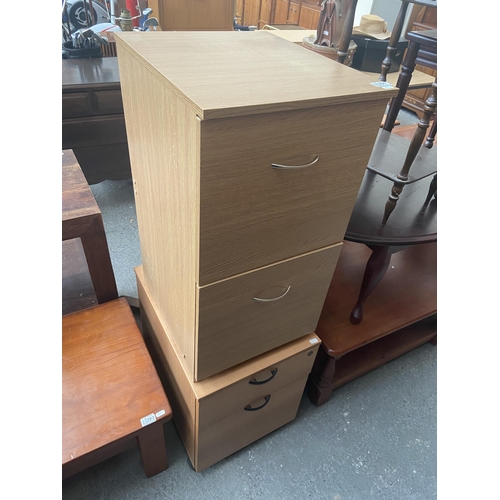 391 - 2 Filing cabinets