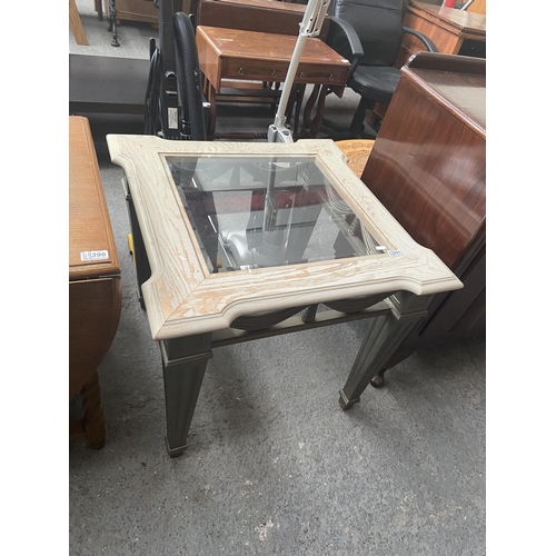 395 - Glass top lamp table